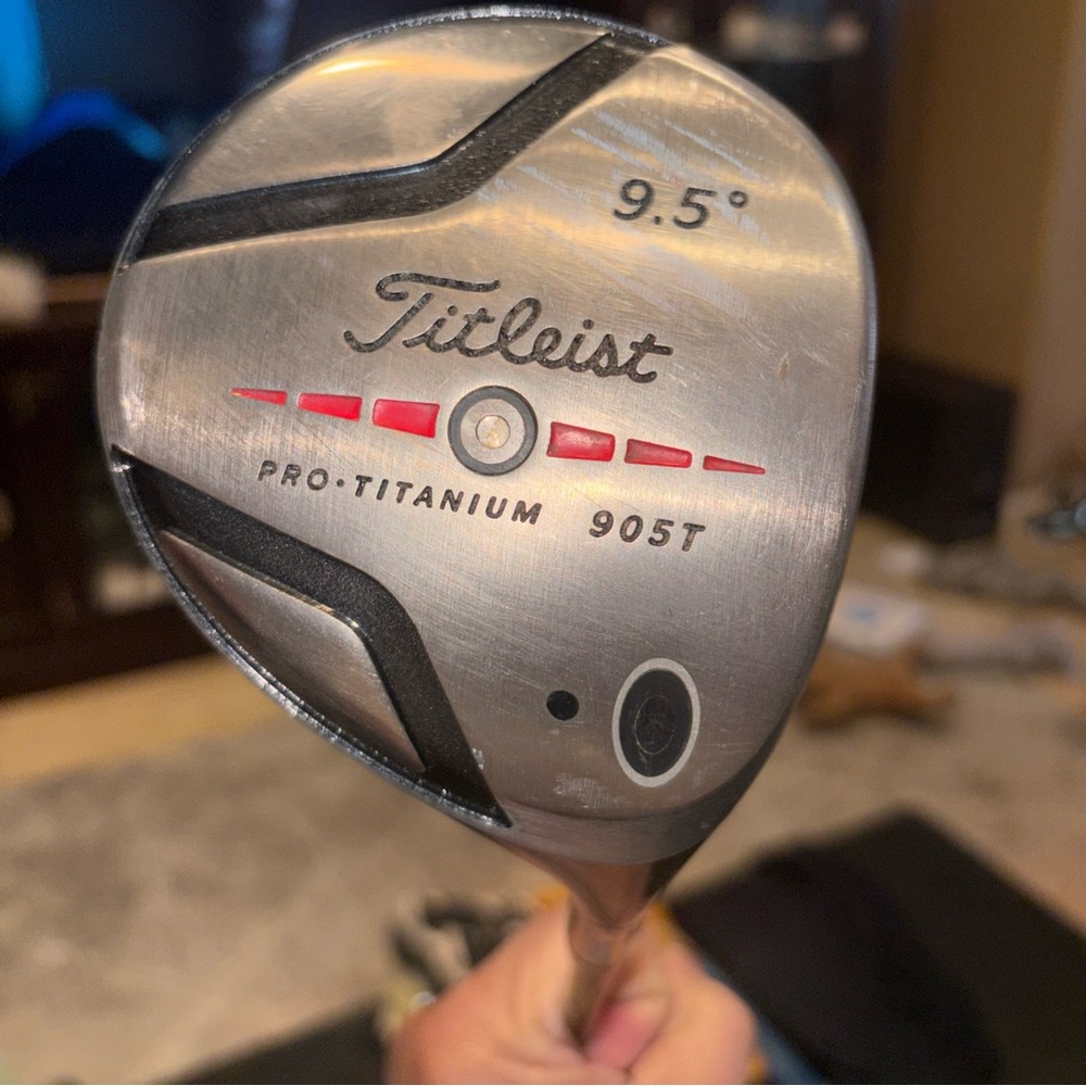 Titleist 905T 9.5° Pro Titanium Driver Aldila NV 65-S Stiff Shaft original grip